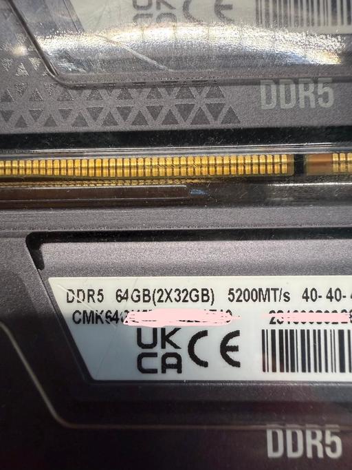 Buy & Sell Barnsbury North London - Photos for Corsair Vengeance DDR5 5200 MT/s 2x32GB - AMD