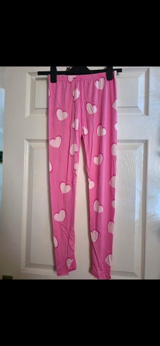 Buy & Sell Blackpool Town Centre Blackpool - Photos for Girls heart leggings age 6 yrs NEW