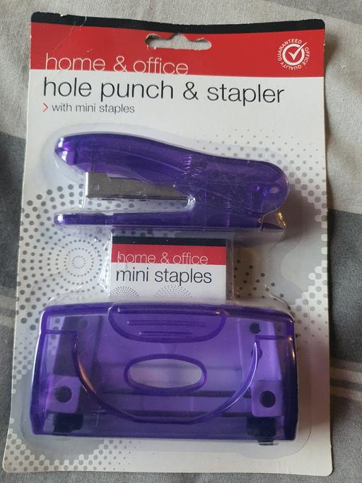 Classes Moseley Birmingham - Photos for hole punch and stapler