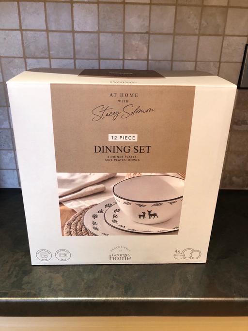 Buy & Sell Roby Knowsley - Photos for Stacey Solomon Stag 12 Piece Dining Set