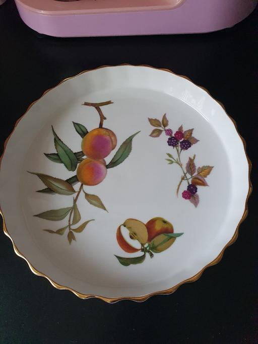 Buy & Sell Upper Gornal Dudley - Photos for royal Worcester flan dish