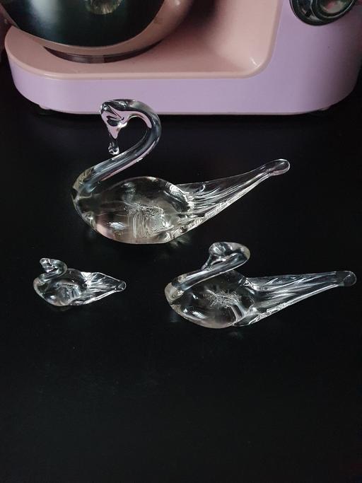 Buy & Sell Upper Gornal Dudley - Photos for vintage glass Swan ornament set x 3