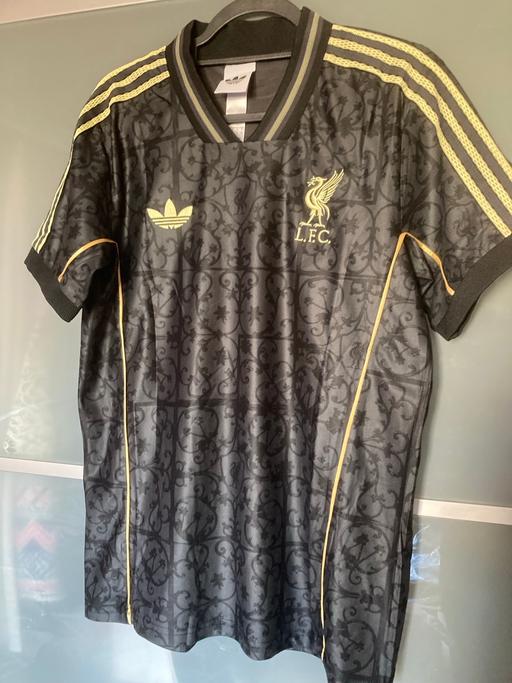 Buy & Sell Raunds North Northamptonshire - Photos for Special edition Liverpool shirt XL