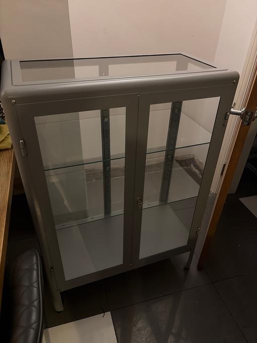 Buy & Sell Walton Liverpool - Photos for Cabinet