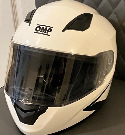 Vehicles Yeovil Somerset - Photos for F1 Racing OMP crash helmet go-karting