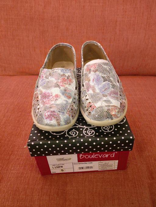 Buy & Sell Gonvena Cornwall - Photos for Ladies slip on shoe size 5 euro 38