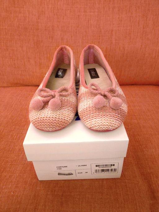 Buy & Sell Wadebridge Cornwall - Photos for Ladies lotus full slipper size 5 euro 38
