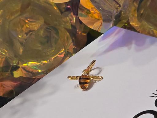 Buy & Sell Llandaff Cardiff - Photos for Pandora Ale Met gold plated murano bee charm