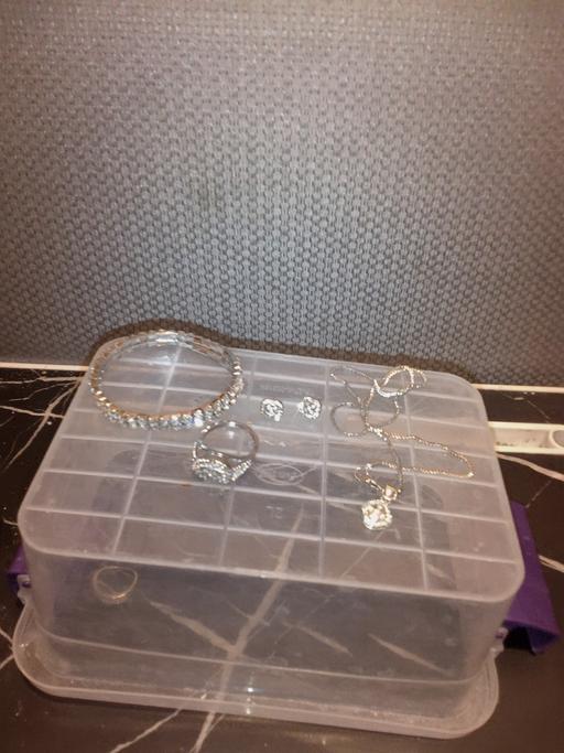 Buy & Sell Woolwich South East London - Photos for jewellery set