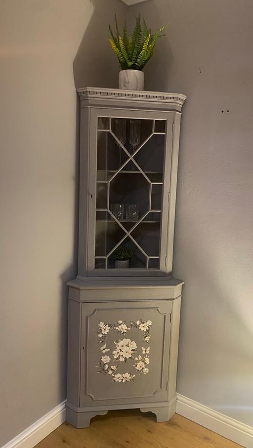 Buy & Sell Aveley Thurrock - Essex - Photos for Corner drinks display cabinet grey