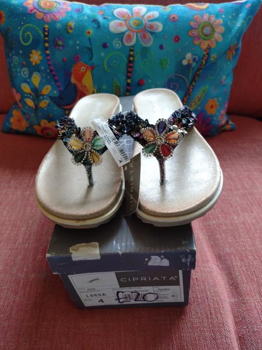 Buy & Sell Wadebridge Cornwall - Photos for Ladies cipriata toe post sandal size 4