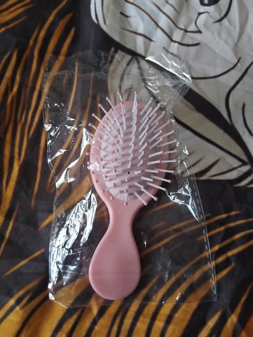 Buy & Sell Bradley Fold Trading Estate Bury - images_alt_text Hair Brush New (One Nib Missing)