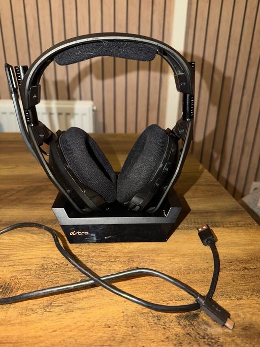 Buy & Sell Swan Village Sandwell - Photos for Astro A50 gen 5 Headset xbox & PC