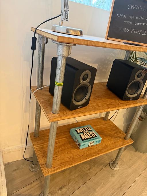 Buy & Sell Camden Town Camden - Photos for Medium-sized shelving rack