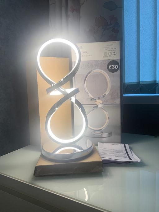 Buy & Sell Woodsetton Dudley - Photos for Table lamp