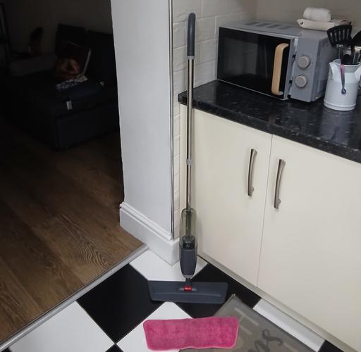 Buy & Sell Bradley Fold Trading Estate Bury - Photos for Spray Mop Used Twice Like New