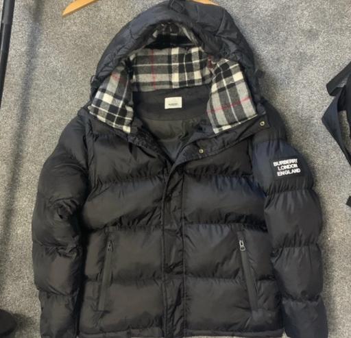 Buy & Sell Romford Havering - Photos for Mens Burberry puffer jacket