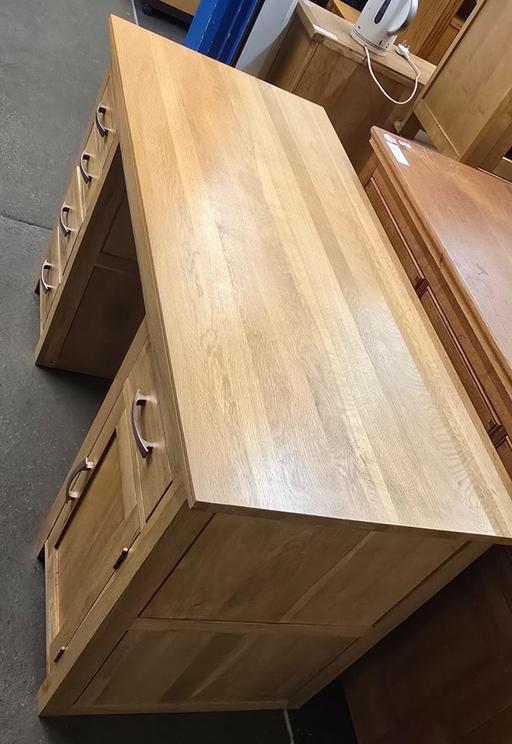 Buy & Sell Dudley West Midlands - Photos for 1. Solid oak desk