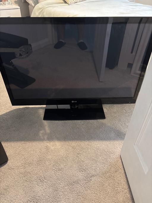 Buy & Sell Coton Nuneaton and Bedworth - Photos for LG 45 inch TV