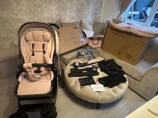 Buy & Sell Galley Common Nuneaton and Bedworth - Photos for Venicci tinum upline travel system