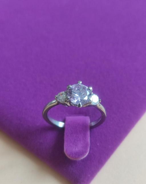 Buy & Sell Grafton Street Industrial Estate West Northamptonshire - Photos for Beautiful ring