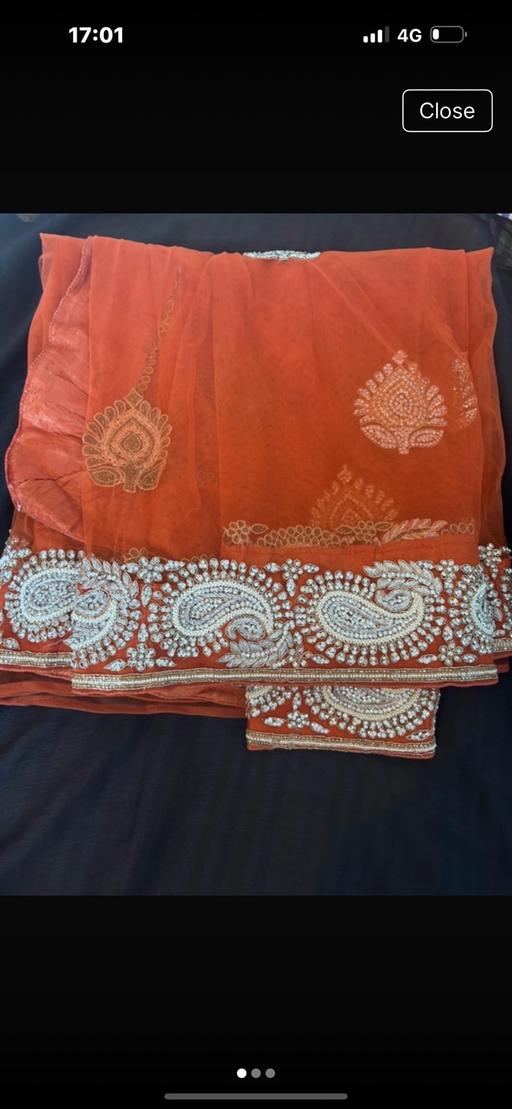 Buy & Sell Millwall East London - Photos for Saree