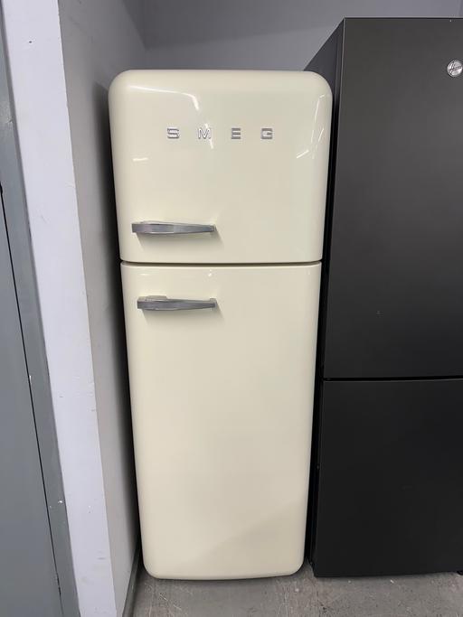 Buy & Sell Park Village Wolverhampton - Photos for Smeg 70/30 Retro Fridge Freezer