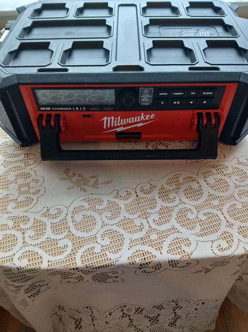 Vehicles Wallbrook Dudley - Photos for Milwaukee radio station and charger