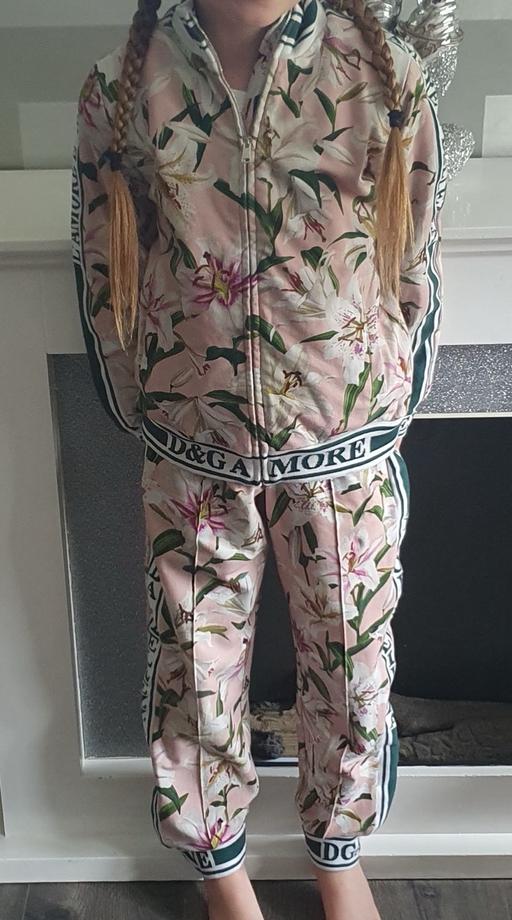 Buy & Sell Weoley Castle Birmingham - Photos for Girls Dolce &Gabbana tracksuit size 7-8
