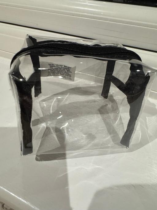 Buy & Sell New Eltham South East London - Photos for Ladies clear purse/make up bag