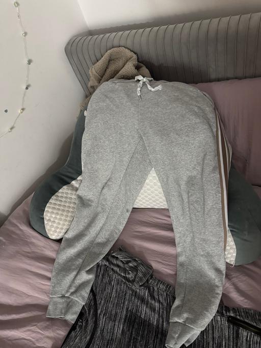 Buy & Sell Manor House North London - Photos for Various selection that I’ve matured through