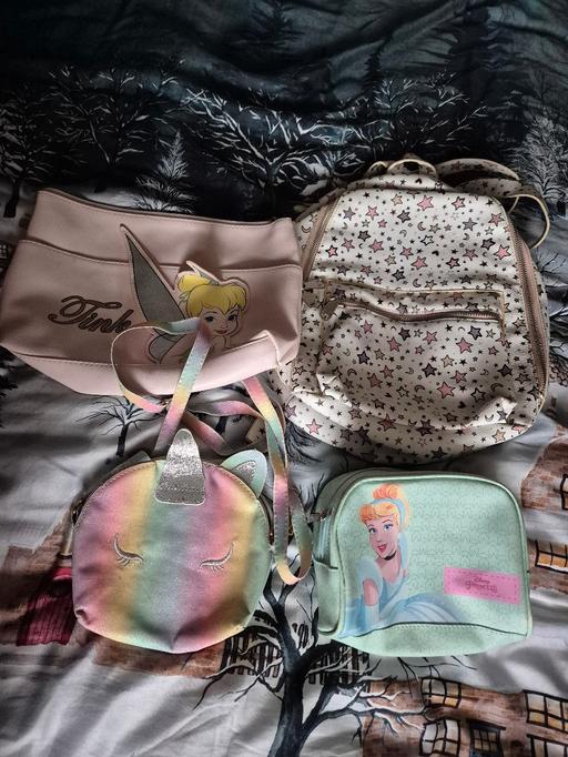 Buy & Sell Dagenham Barking and Dagenham - Photos for Selection of girls bags