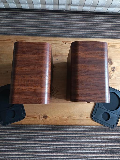 Buy & Sell Weedon Road Industrial Estate West Northamptonshire - Photos for Quality Acoustic 3020i Bookshelf Speakers.