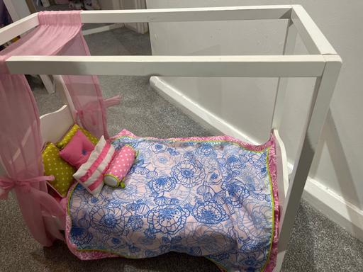 Buy & Sell Dudley Town Centre Dudley - Photos for My generation doll 4 poster bed and bedding