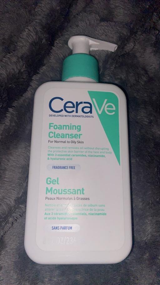Buy & Sell Stow Heath Wolverhampton - Photos for Cerave foaming cleanser