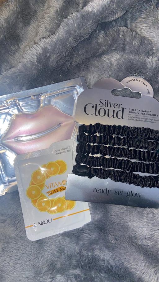 Buy & Sell Stow Heath Wolverhampton - Photos for Beauty bundle