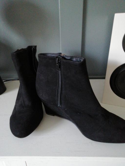 Buy & Sell Wednesfield Wolverhampton - Photos for ladies size *6* (Peacocks)