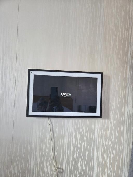 Buy & Sell St Luke`s Central London - Photos for echo tv show 10, including the wall bracket.