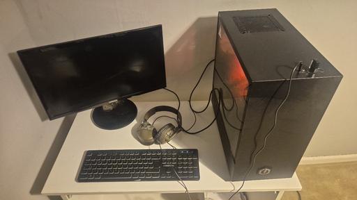 Buy & Sell Crewe Cheshire East - Photos for pc gaming bundle