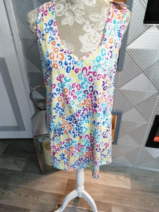 Buy & Sell Wednesfield Wolverhampton - Photos for ladies top size *20 *