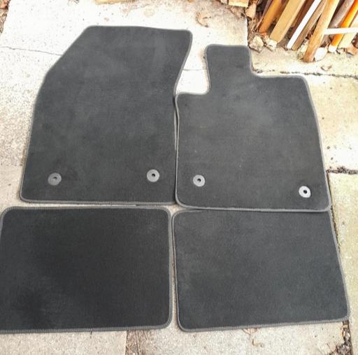 Vehicles Preston South Ribble - Photos for FORD FOCUS MK4 CAR MATS