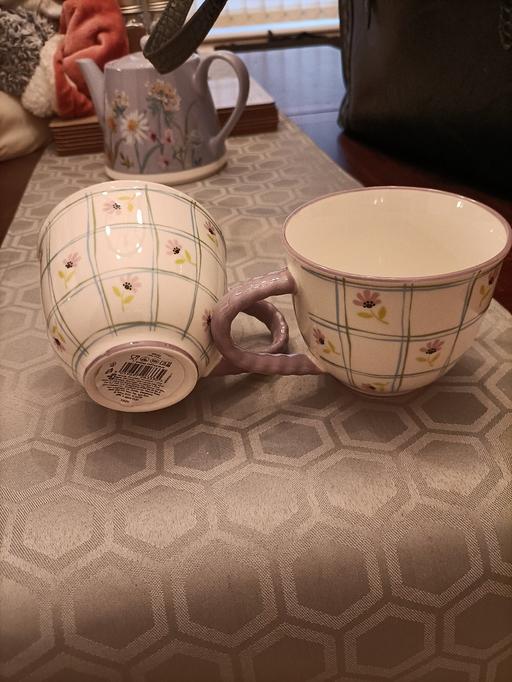 Buy & Sell Wednesfield Wolverhampton - Photos for 2 new fine china mugs
