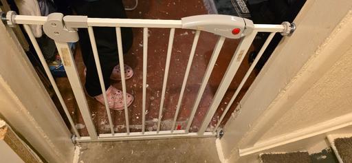 Buy & Sell Moxley Walsall - Photos for crystals stairgate