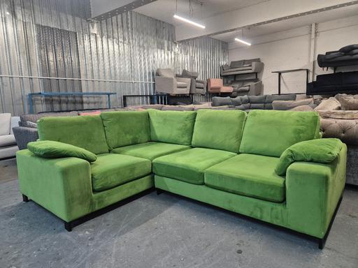 Buy & Sell Wolverhampton West Midlands - Photos for DFS Euphoria Green Velvet Corner Sofa