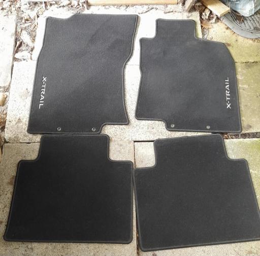 Vehicles Preston South Ribble - Photos for NISSAN X-TRAIL CAR MATS