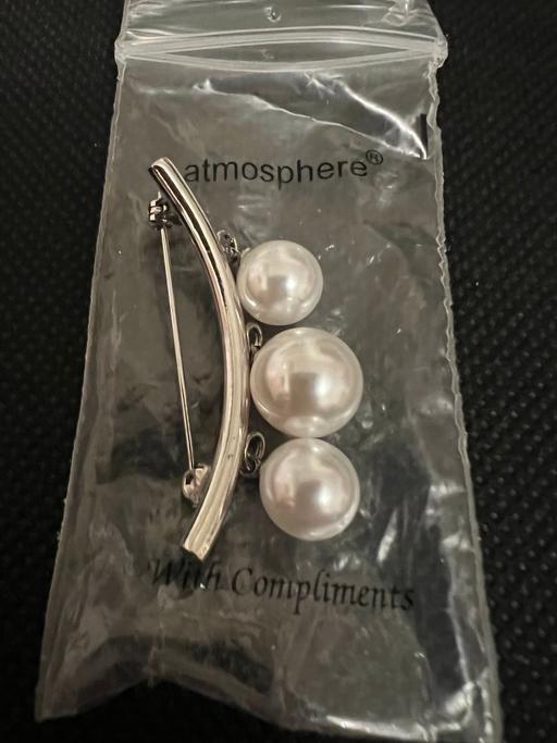 Buy & Sell Easington Lane Sunderland - Photos for Brooche ( New )