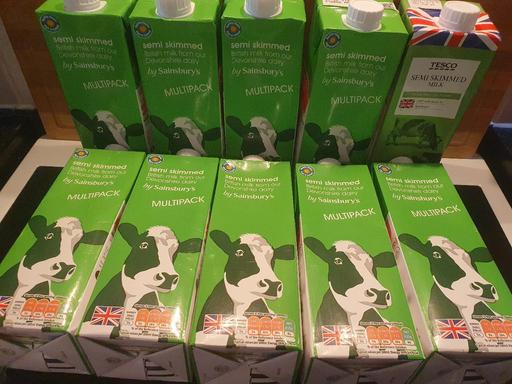 Buy & Sell Lower Sydenham South East London - Photos for 10 x cartons of long life milk