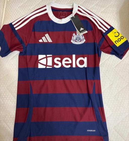 Buy & Sell Watford Three Rivers - Photos for Newcastle united tshirt size XS brand new