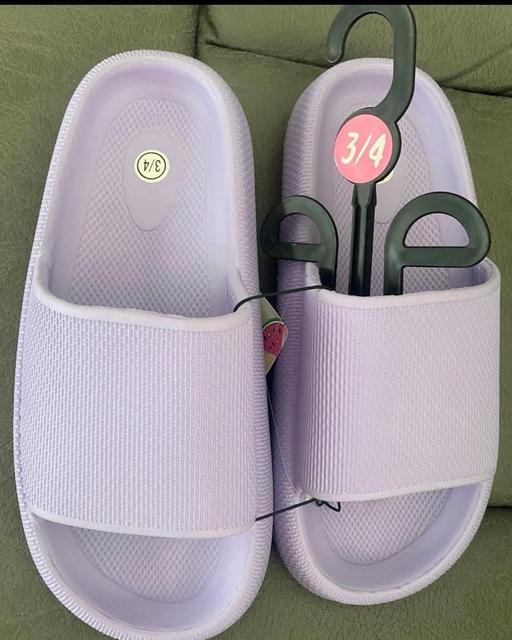 Buy & Sell Camp Hill Birmingham - Photos for Girls sliders size 3/4