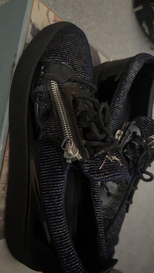 Buy & Sell Media City UK Salford - Photos for Shoes